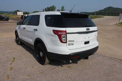 2015 Ford Explorer, $5999. Photo 7