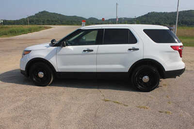 2015 Ford Explorer, $5999. Photo 8