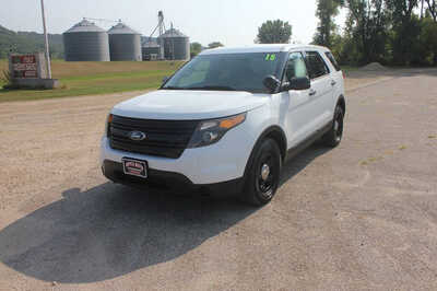 2015 Ford Explorer, $5999. Photo 1
