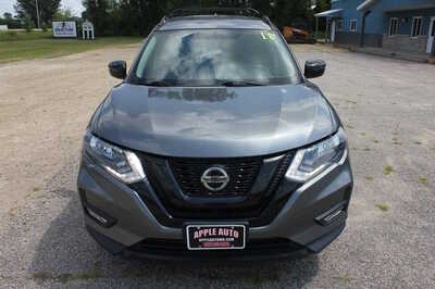 2018 Nissan Rogue, $12499. Photo 7