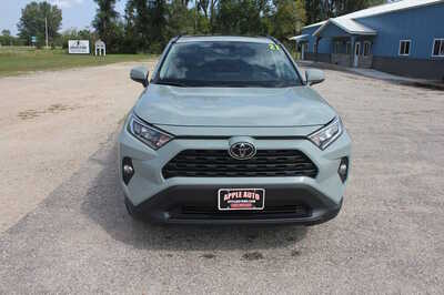 2021 Toyota RAV4, $21999. Photo 2