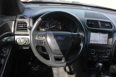 2018 Ford Explorer, $14999. Photo 10