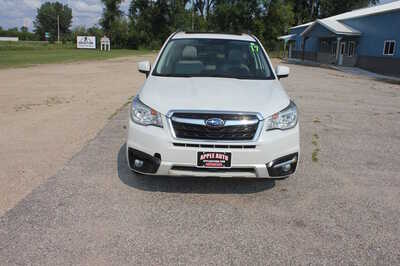 2017 Subaru Forester, $9999. Photo 2