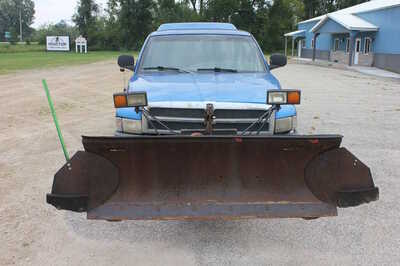 2001 Dodge 1500 Ext Cab, $4499. Photo 2