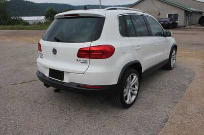 2013 Volkswagen Tiguan, $5999. Photo 5