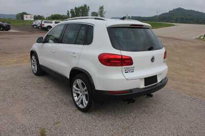 2013 Volkswagen Tiguan, $5999. Photo 7