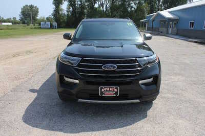 2020 Ford Explorer, $14999. Photo 2