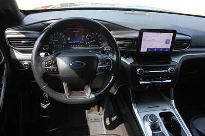 2020 Ford Explorer, $14999. Photo 9