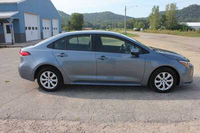 2023 Toyota Corolla, $16999. Photo 4