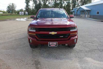 2018 Chevrolet 1500 Crew Cab, $24999. Photo 2
