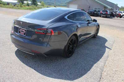 2014 Tesla Model S, $11999. Photo 5
