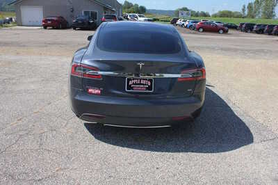 2014 Tesla Model S, $11999. Photo 6