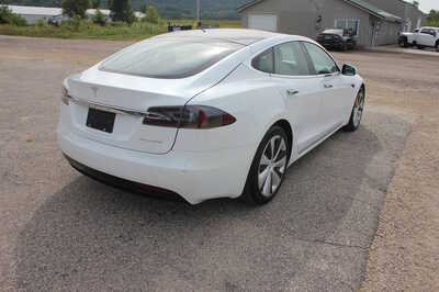 2021 Tesla Model S, $32999. Photo 5