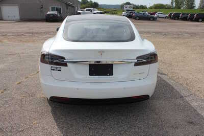 2021 Tesla Model S, $32999. Photo 6