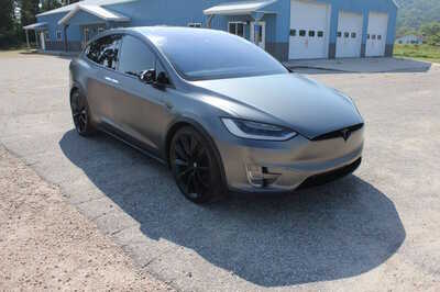 2016 Tesla Model X, $15999. Photo 3