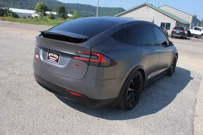 2016 Tesla Model X, $15999. Photo 4