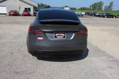 2016 Tesla Model X, $15999. Photo 5