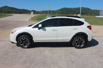 2014 Subaru XV Crosstrek, $9999. Photo 8
