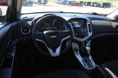 2013 Chevrolet Cruze, $4999. Photo 9