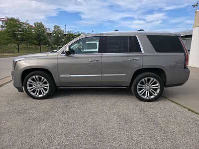 2018 Cadillac Escalade, $16999. Photo 9