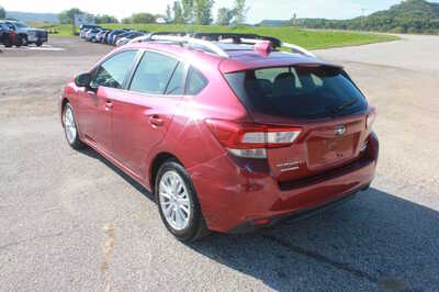 2018 Subaru Impreza, $8999. Photo 7