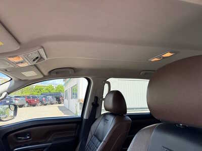 2019 Nissan Titan, $25964. Photo 11