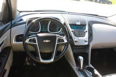 2010 Chevrolet Equinox, $3499. Photo 9