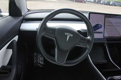 2019 Tesla Model 3, $19999. Photo 10