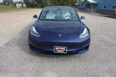 2019 Tesla Model 3, $19999. Photo 2