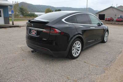 2016 Tesla Model X, $20999. Photo 5
