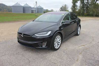 2016 Tesla Model X, $20999. Photo 1