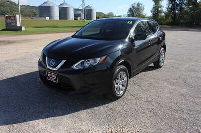 2019 Nissan Rogue, $11999. Photo 1