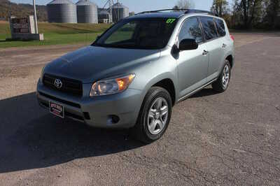 2007 Toyota RAV4, $7499. Photo 1