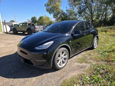 2021 Tesla Model Y, $19999. Photo 1