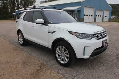 2017 Land Rover Discovery, $13999. Photo 3