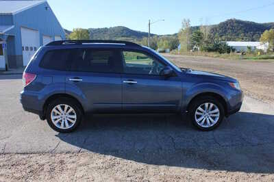 2012 Subaru Forester, $7999. Photo 4