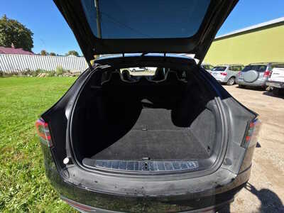 2018 Tesla Model X, $0. Photo 10