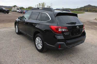 2018 Subaru Outback, $16499. Photo 7