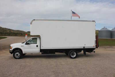 2004 Ford F-550 Super, $11999. Photo 8