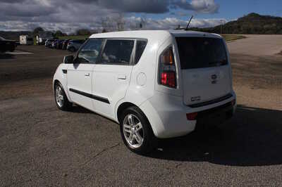 2010 Kia Soul, $3499. Photo 7