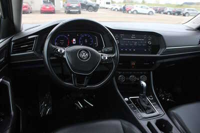 2019 Volkswagen Jetta, $12999. Photo 9