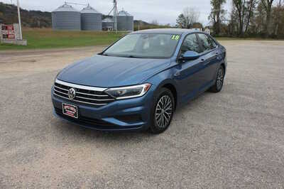 2019 Volkswagen Jetta, $12999. Photo 1