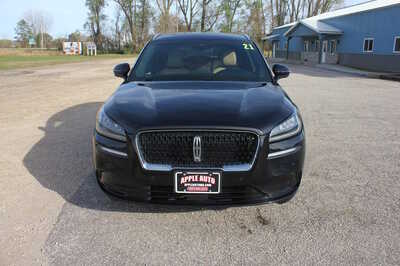 2021 Lincoln Corsair, $21999. Photo 2