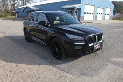 2021 Lincoln Corsair, $21999. Photo 3
