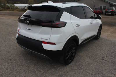 2022 Chevrolet Bolt EUV, $15999. Photo 5
