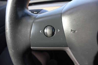 2018 Tesla Model 3, $18999. Photo 11