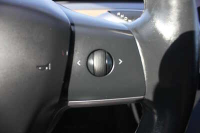 2018 Tesla Model 3, $18999. Photo 12
