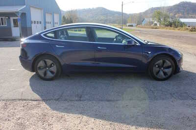 2018 Tesla Model 3, $18999. Photo 4