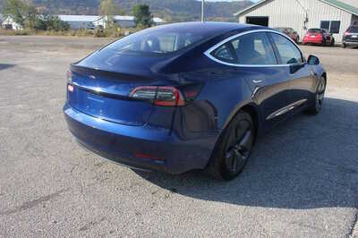 2018 Tesla Model 3, $18999. Photo 5