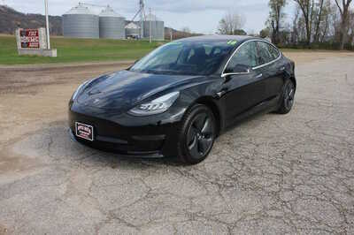 2018 Tesla Model 3, $18499. Photo 1